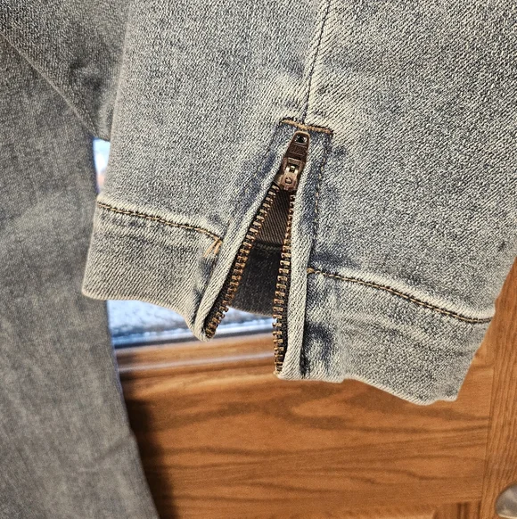 Kut From The Kloth Reese High Rise Ankle Straight Jeans Zipper 10 - Picture 5 of 5